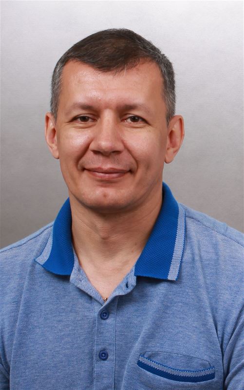 Помощник по хозяйству Андрей